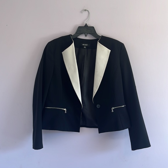 Size 8 Nine West Black and White Suit Jacket - Picture 3 of 3